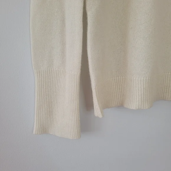 TAHARI 100% CASHMERE 2 ply Pure Luxe Color Block Long Sleeve Mock Neck Sweater - Picture 6 of 9